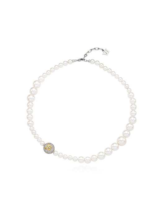 VH Crystal Ball Pearl Necklace_VH2411NE001M