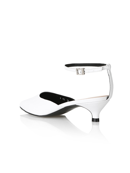 Y.00 Back T Sandals / YY20S-S43 WHITE