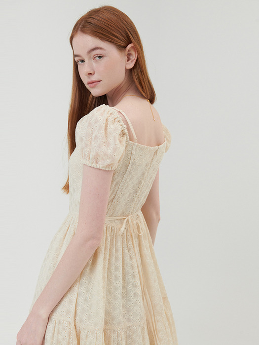 EMBROIDERY OFF-SHOULDER DRESS_CREAM