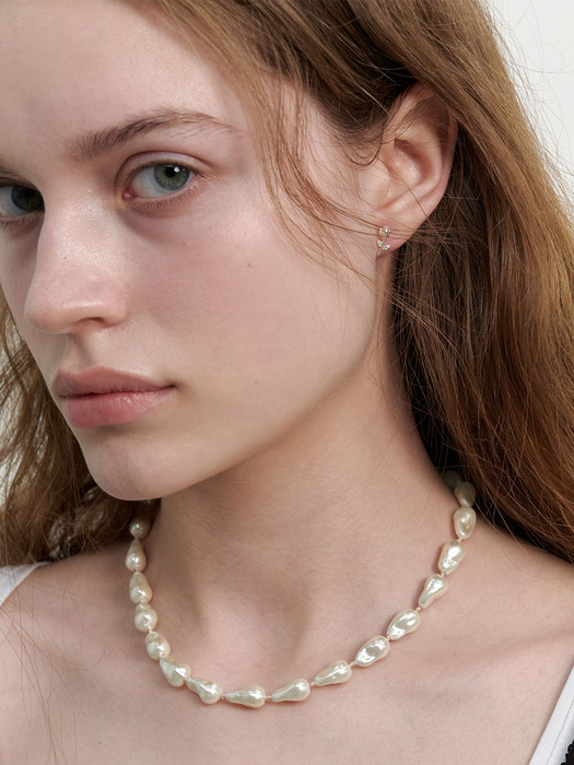 [Silver] Pearl Flower Earrings (L241MER080)