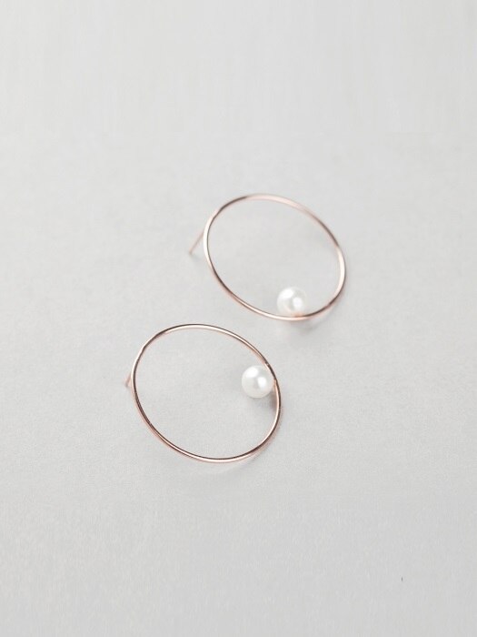[SILVER925] PEARL POINT CIRCLE EARRING