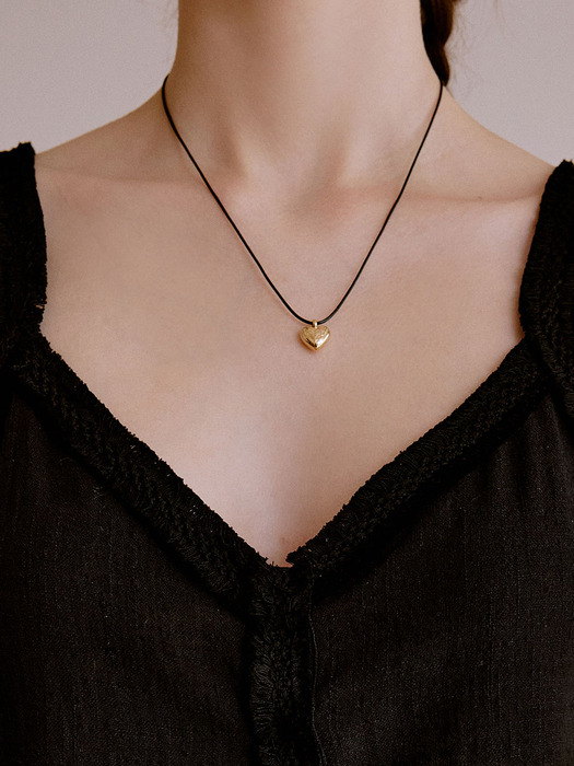 Love-in heart strap necklace (gold)