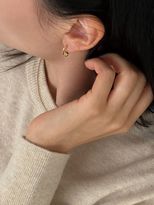 [SILVER] Ball simple earrnigs (gold/silver)