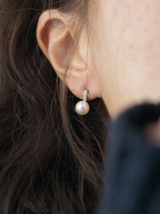 Cubic line with Pearl earring (2colors)