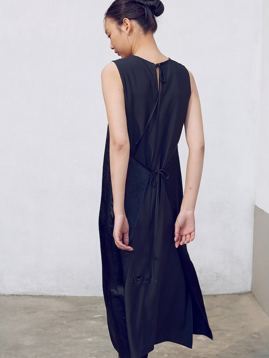 Layered Silky Long Dress  Black (KE4271M015)