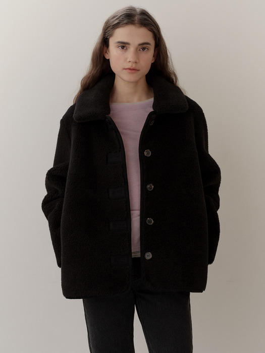 wool shearing reversible half coat (black)