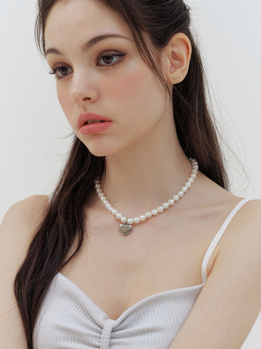silver heart pearl necklace