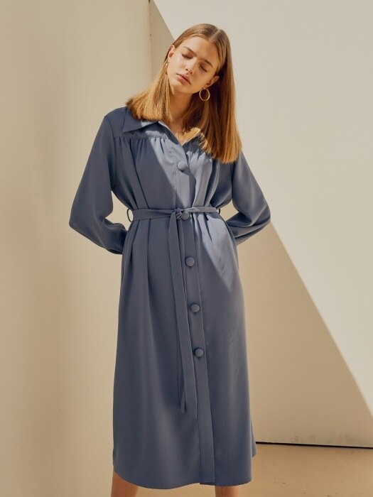 18FW COLLAR SHIRRING DRESS SMOKE BLUE