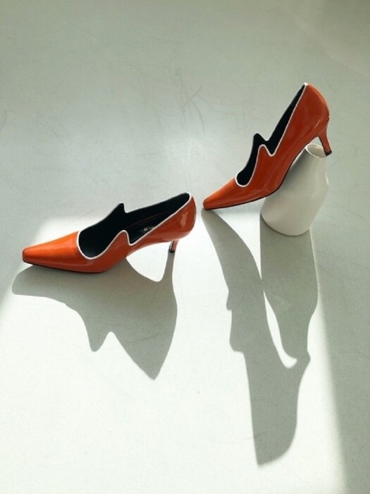 move shoes - orange