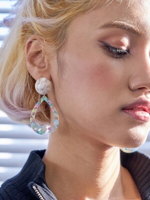 Vonditole retro acrylic chip Mint earrings