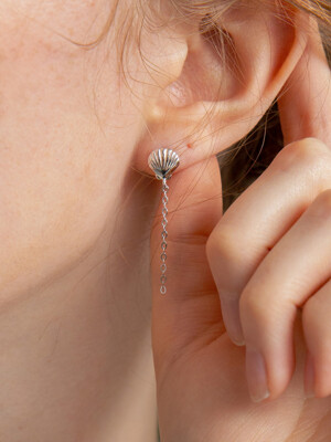 Mini clam drop chain earring