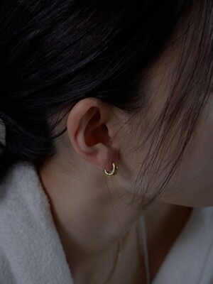 Gold Daily Ring Earring