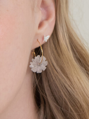 chrysanthemum ring earrings