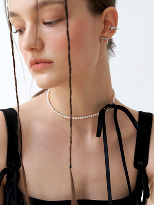 Black Ribbon Pearl Necklace
