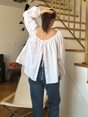 A 2-WAY SHIRRING BLOUSE_WHITE