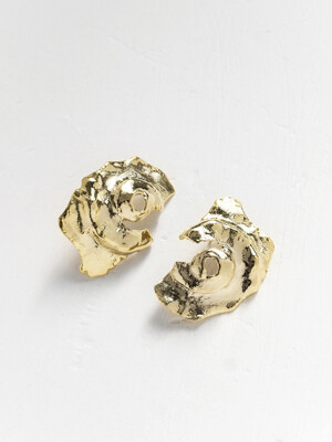 The Fragment of Treasure Gold Earring