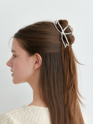 bow tie metal hair clip