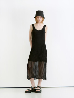 Netting pattern layered slit long dress - black