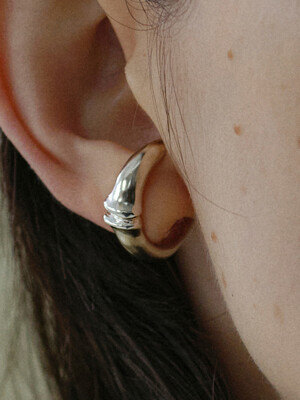 Sepal earcuff earring