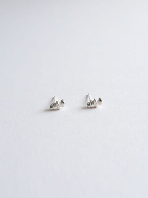 Tiny pebble earring [silver/gold]