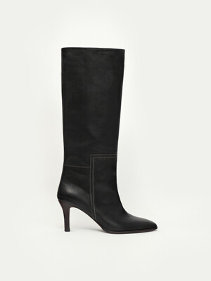 FW23 Leather Knee Boots Black