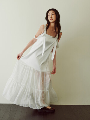 Bridal Naive Loose Fit Dress_white