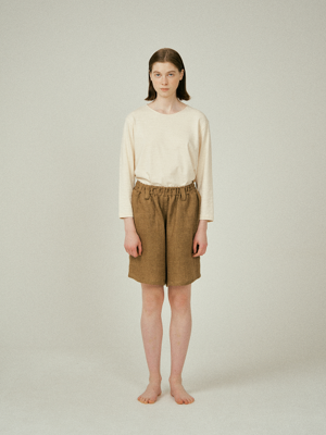 (w) Readymade Shorts in Linen Dobby Brown