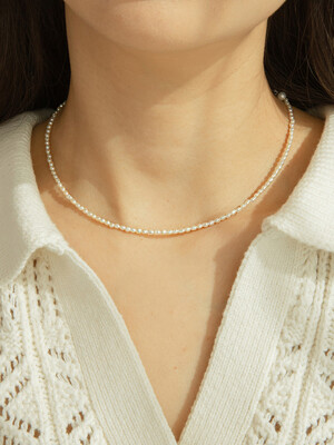 PETIT TINY PEARLS NECKLACE