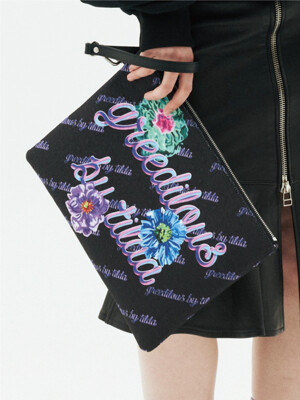 GREEDILOUS  By Tilda 3 Flowers Clutch