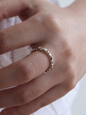 twinkle stone ring