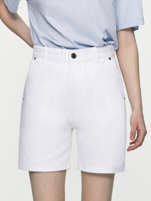 denim shorts - white