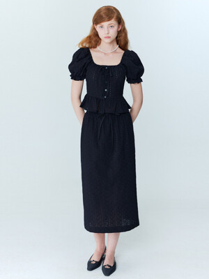 SET_Flower embroidery puff blouse_long skirt_Black