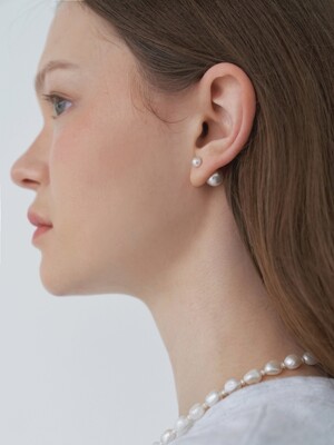 Mini Pearl & Pearl Earrings