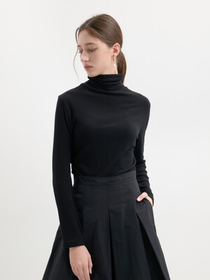 RIBBED TURTLENECK T-BLACK