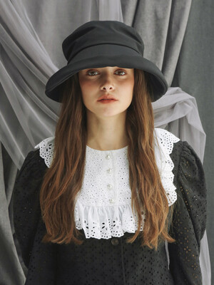 Grace draping hat - Black