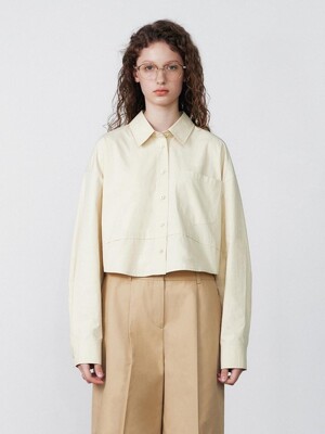 Pocket Cropped Shirt in Yellow Beige VW3AB202-HM