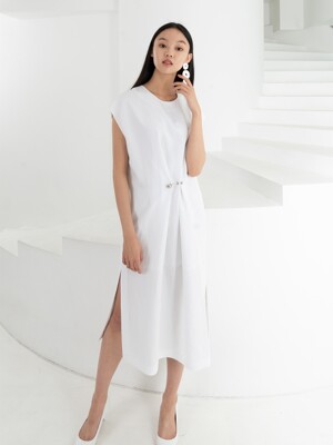 LINEN EYELET LONG DRESS . WHITE