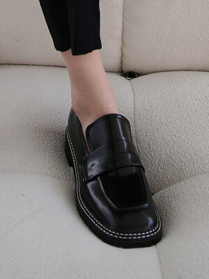 carina loafer / black