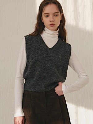 CROP WOOL V NECK VEST_CHARCOAL