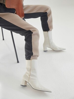 ML ankle boots / cream