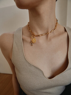 savoy chain necklace gold