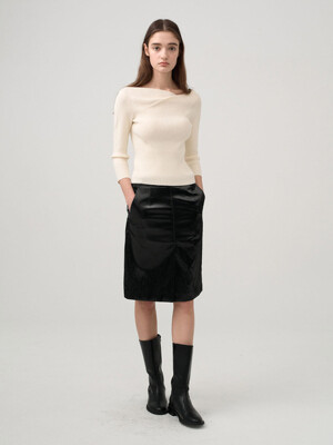 Slit Leather Skirt NEW4MS345