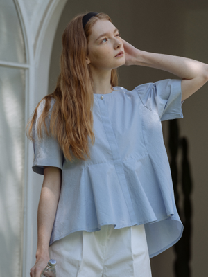 Pearl point flare blouse(Skyblue)