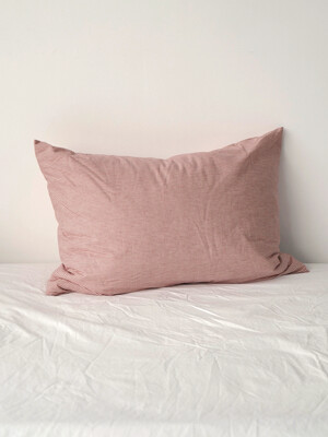 Red stirpe pillow cover