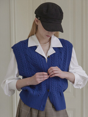 Wool Cable Knit Vest - Blue