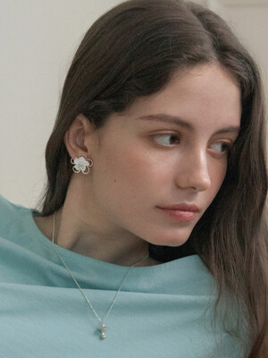 Double flower knit earring (Silver)