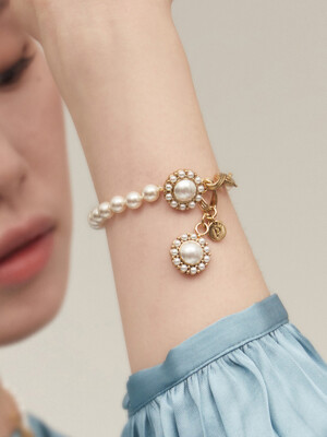 Tundra pearl bracelet