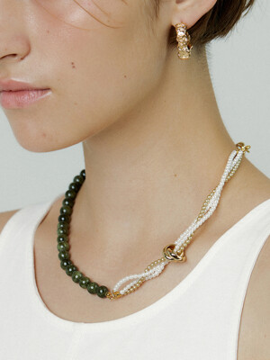 Jade half Necklace