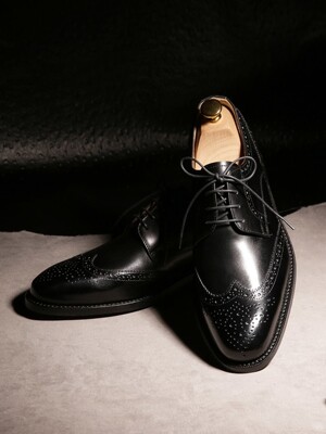 Classic Wing-tip Goodyear-Welt Black #9000