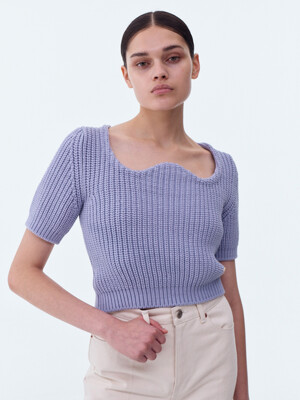 SIGNATURE SCOOP NECK CHUNKY KNIT (LILAC)